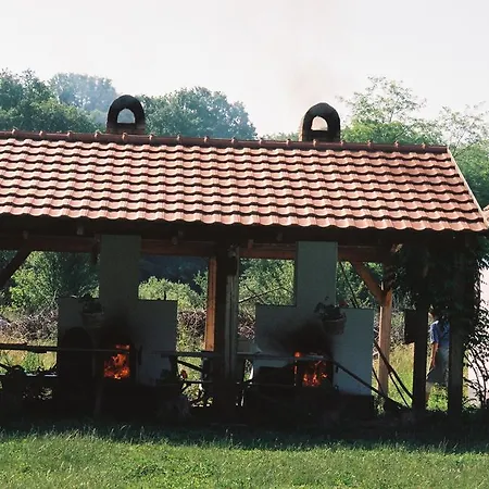 בית הארחה Vizimalom Kemping, Panzio Es Etterem Turistvandi