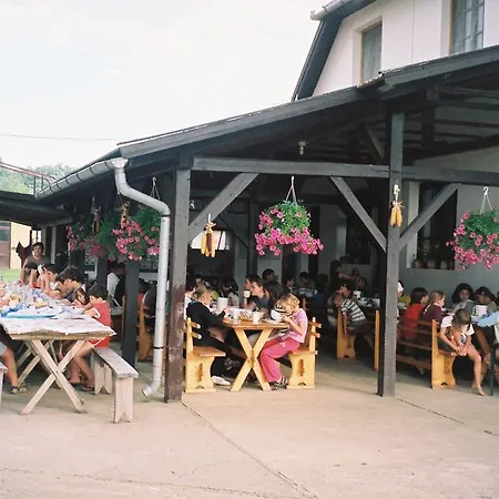 בית הארחה Vizimalom Kemping, Panzio Es Etterem Turistvandi