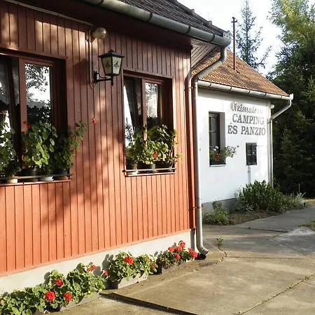 בית הארחה Vizimalom Kemping, Panzio Es Etterem Turistvandi