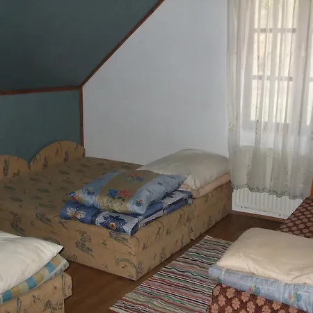 Vizimalom Kemping, Panzio Es Etterem