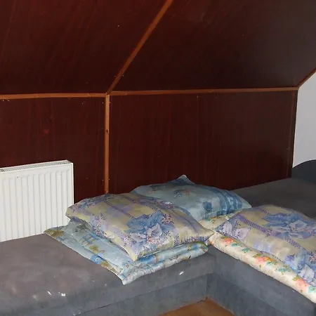 Vizimalom Kemping, Panzio Es Etterem