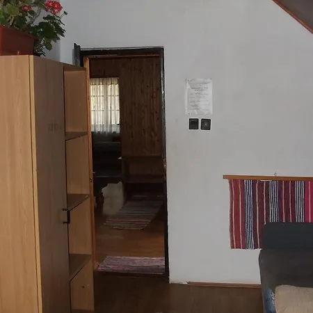 Vizimalom Kemping, Panzio Es Etterem