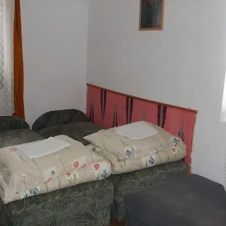 בית הארחה Vizimalom Kemping, Panzio Es Etterem *