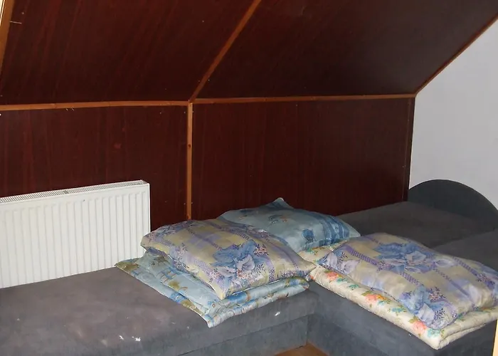 Vizimalom Kemping, Panzio Es Etterem